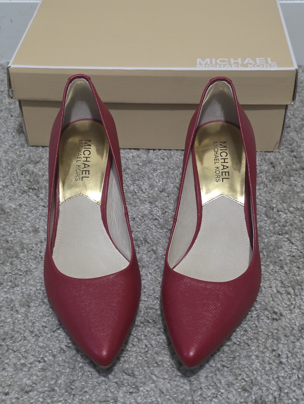 Michael Kors Saffiano Leather Flex Mid Pump Heel Shoe Red Size 6